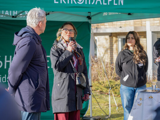 Mikael Elveroth och Ingrid Gustavsson från Ljungbergska stiftelsen.